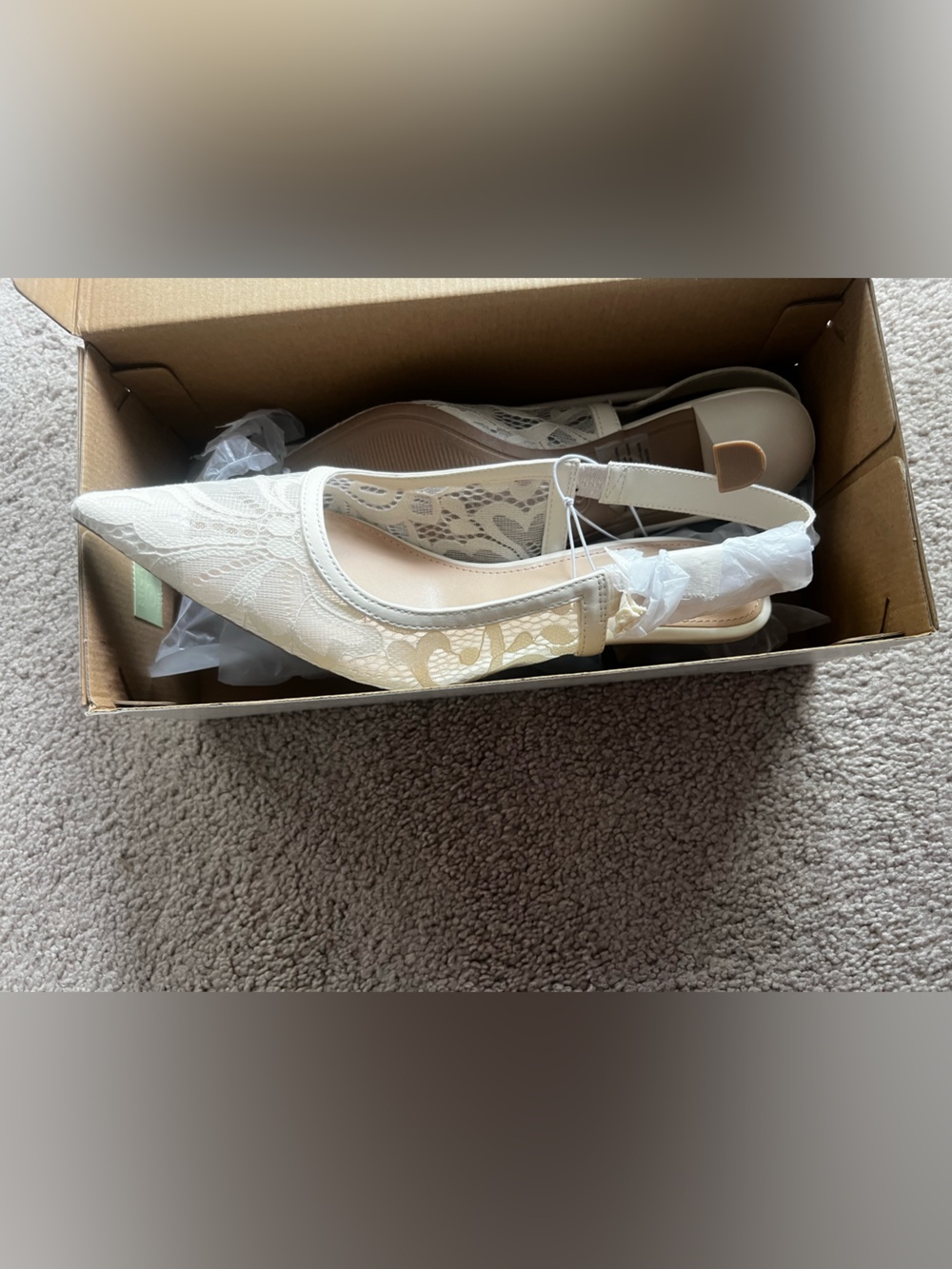 Off white lace heels sz 8 - Picture 4 of 4